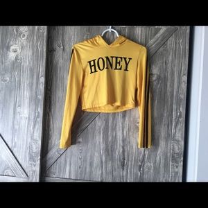 Long sleeve crop